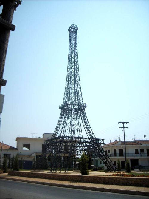 lagouvardos attractions